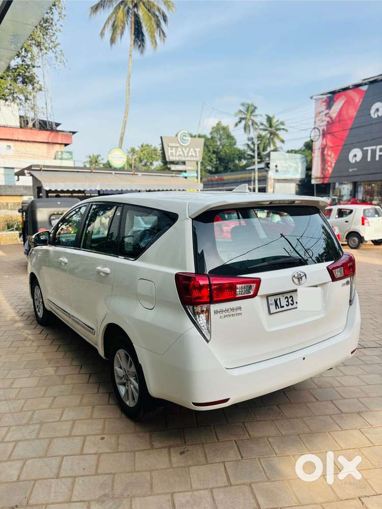 Toyota Innova Crysta 2.8 Gx At 8s, 2017, Diesel