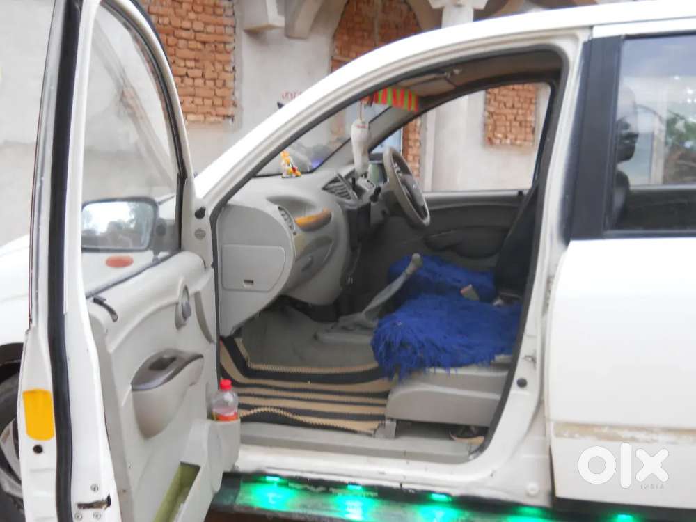 Mahindra Xylo Diesel 2011 Car