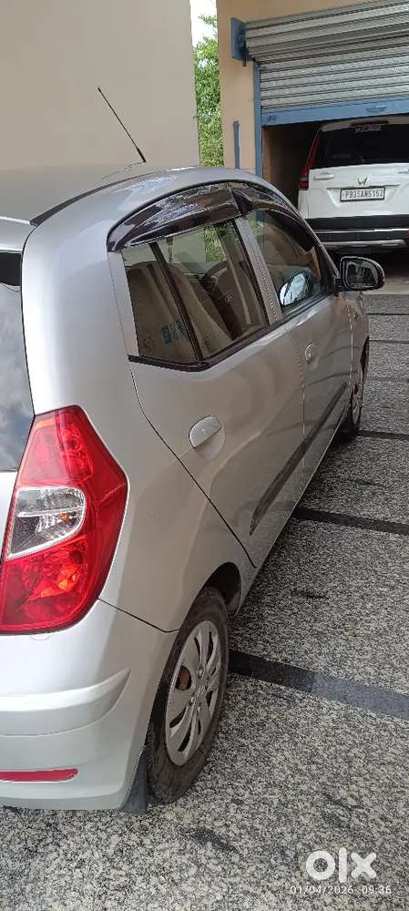Hyundai I10 2012 Petrol 65000 Km Driven