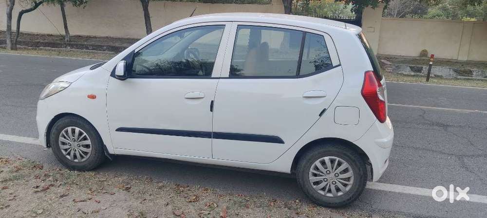 Hyundai I10 Sportz 1.1 Irde2, 2015, Petrol