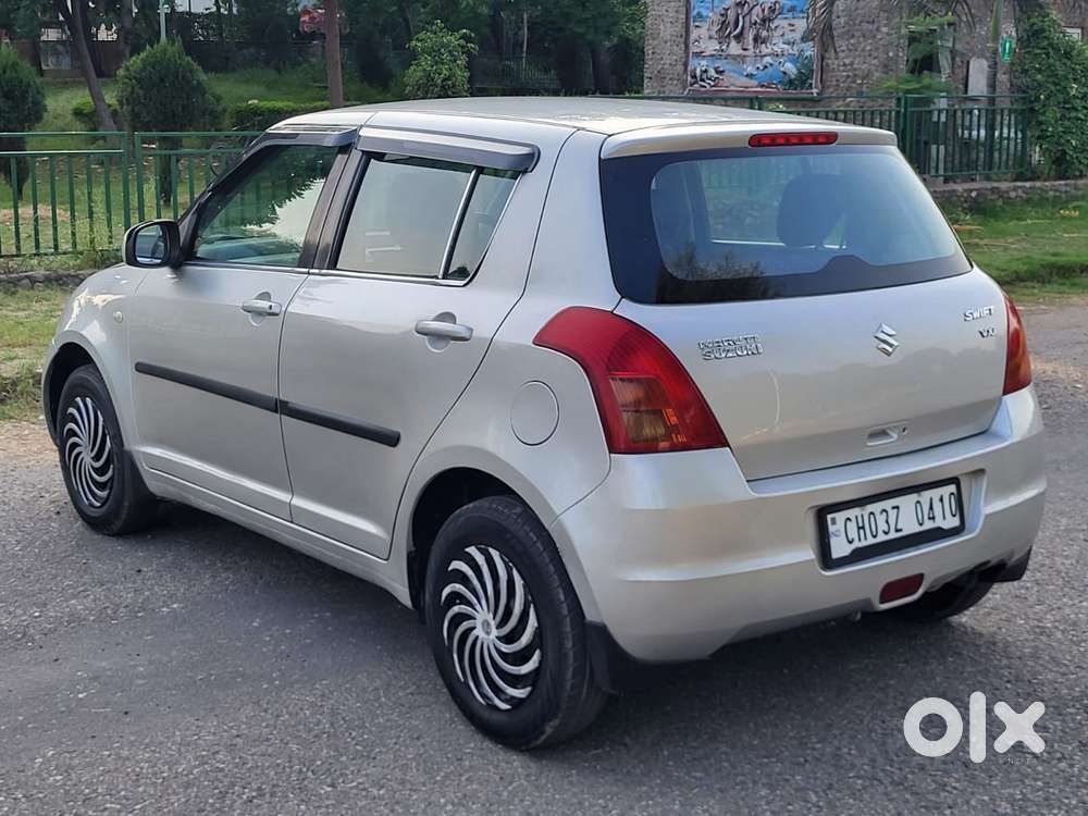 Maruti Suzuki Swift Vxi + Manual, 2007