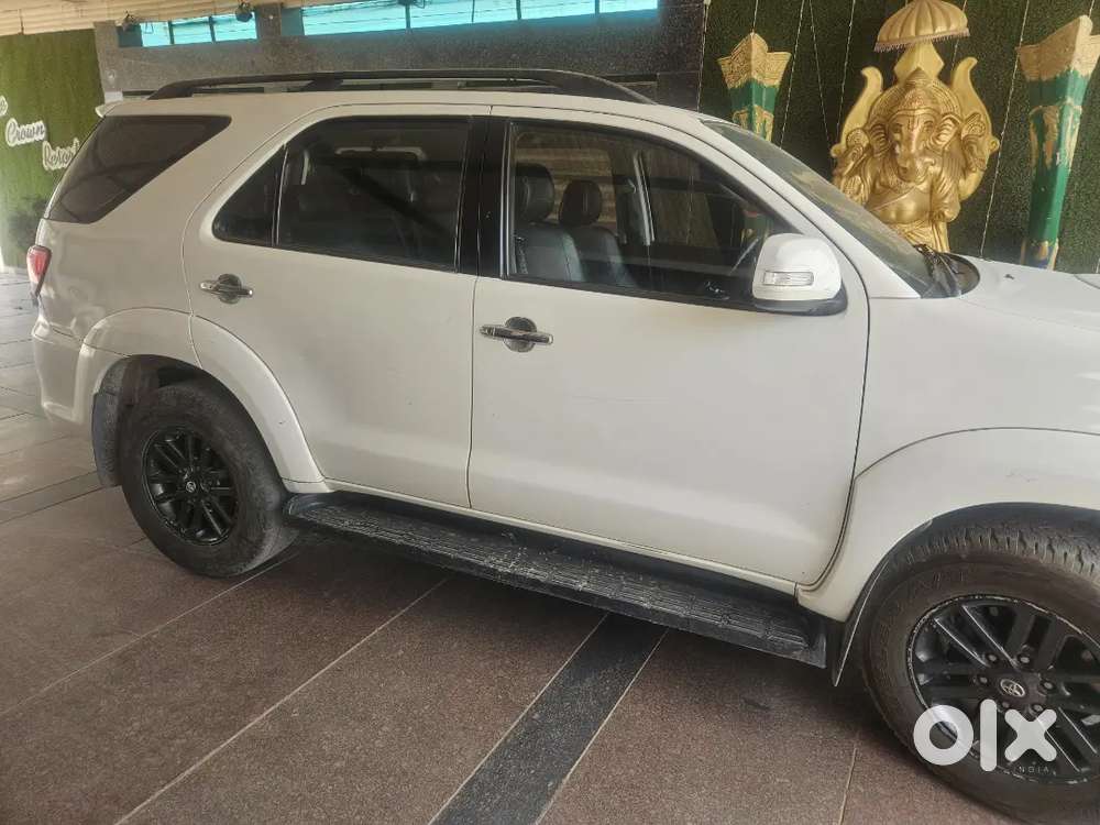 Toyota Fortuner 2015 Diesel Well Maintained