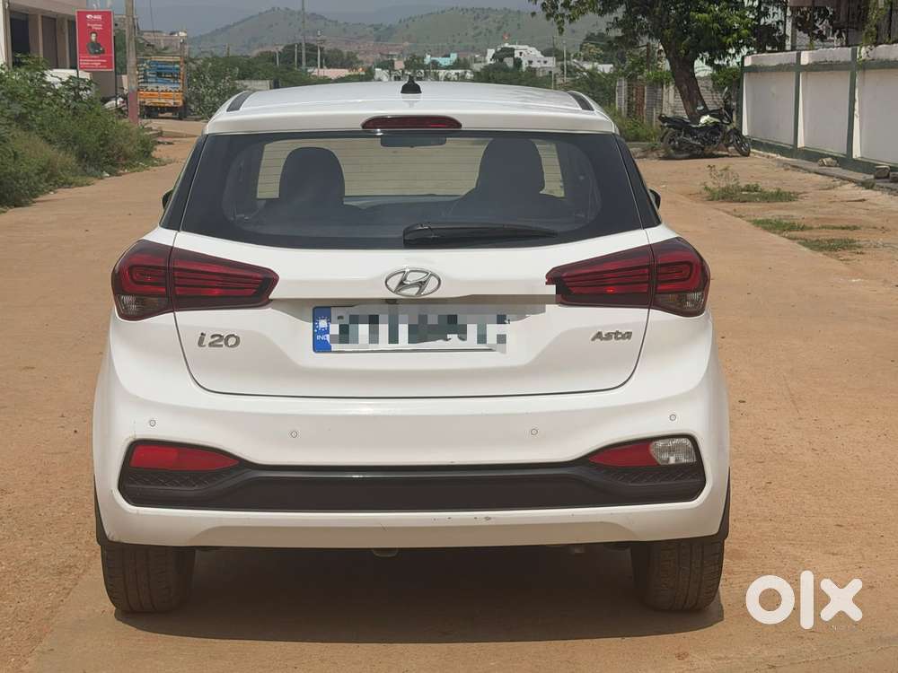 Hyundai I20 Asta (o) 1.2 Ivt, 2019, Petrol