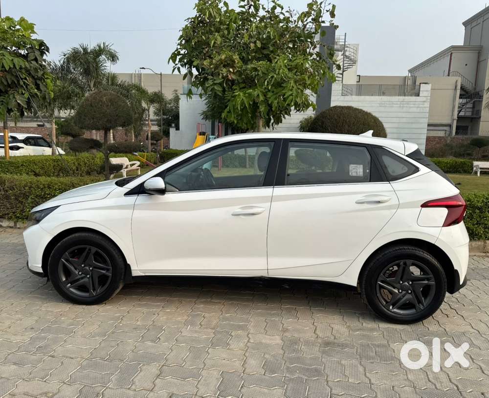 I20 Sportz 2020 Model New Tyre Touch Screen Curse Control Ok