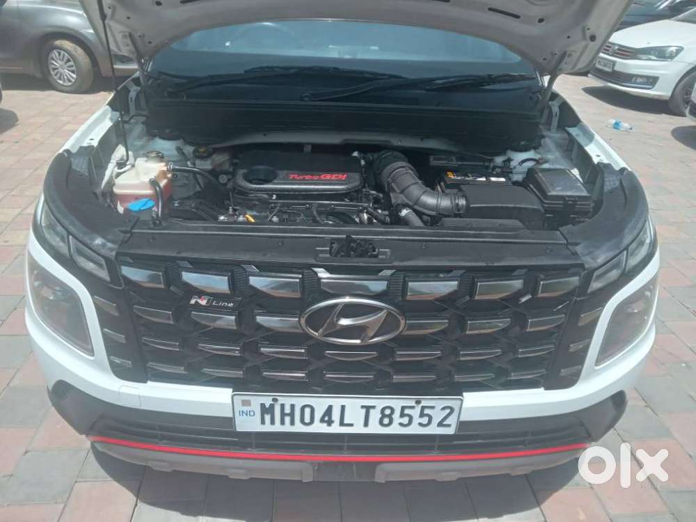 Hyundai Venue Sx(o) 1.0 Turbo Dct Knight Edition, 2024, Petrol