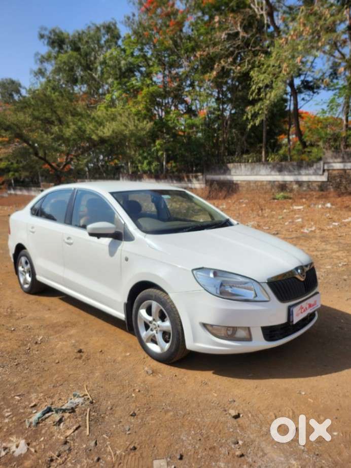 Skoda Rapid Active 1.6 Tdi Mt, 2015, Diesel