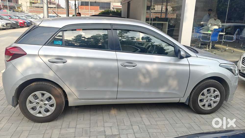 Hyundai I20 Sportz 1.2 Bs-iv, 2017, Petrol
