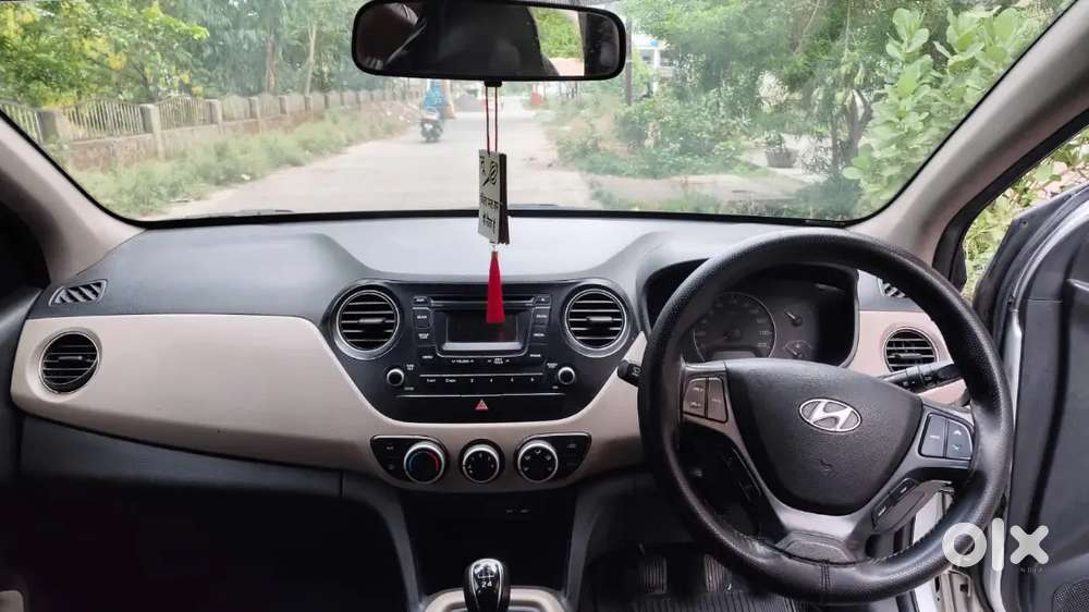Hyundai I10 Sportz 2015