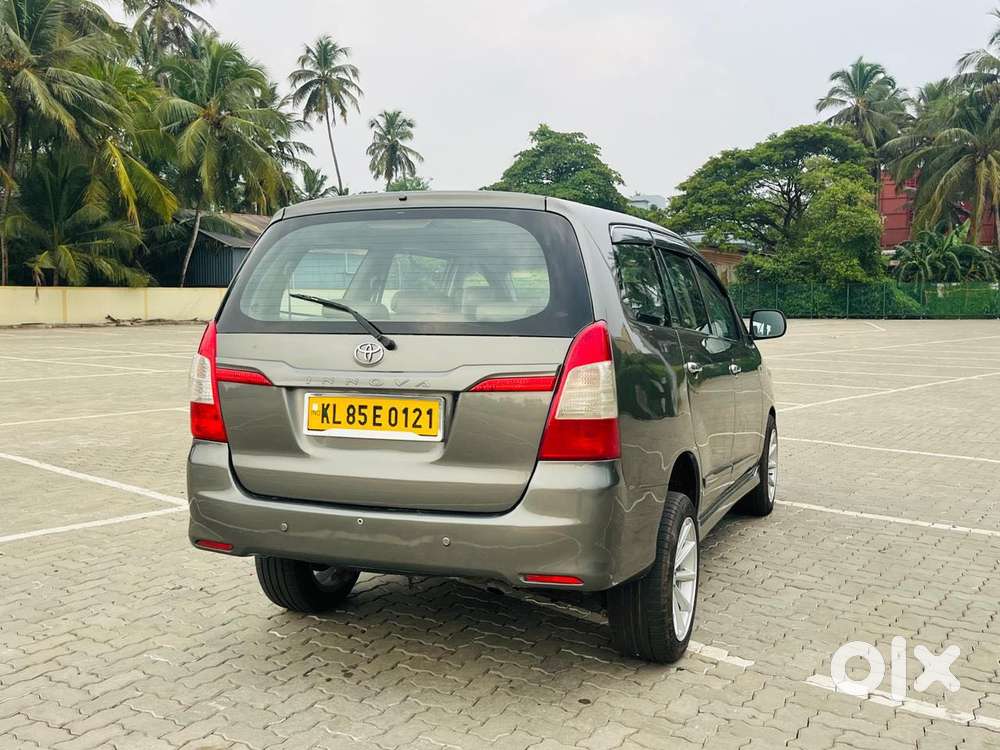 Toyota Innova 2.5 Ev (diesel) Ps 7 Seater Bs Iv, 2014, Diesel