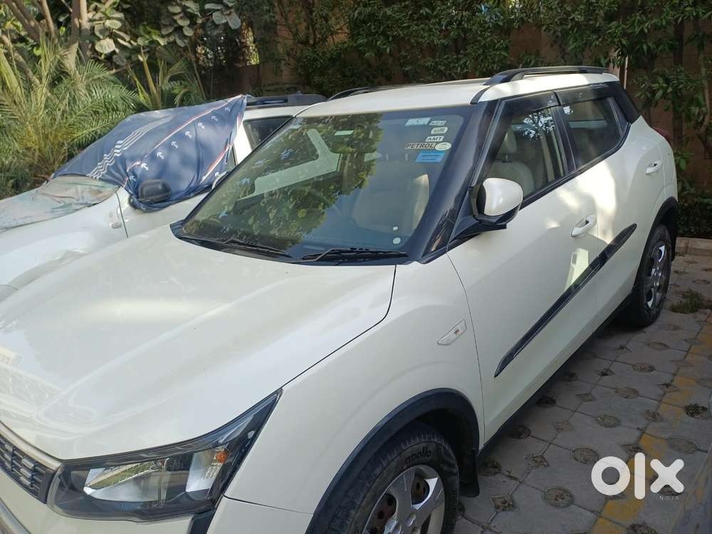 Mahindra Xuv300 1.2 W6 Amt Petrol, 2022, Petrol