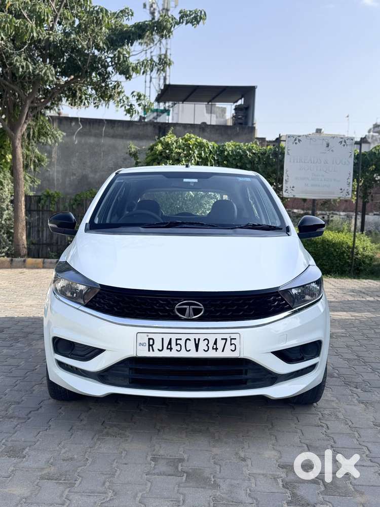 Tata Tiago 1.2 Revotron Xt (o), 2023, Petrol