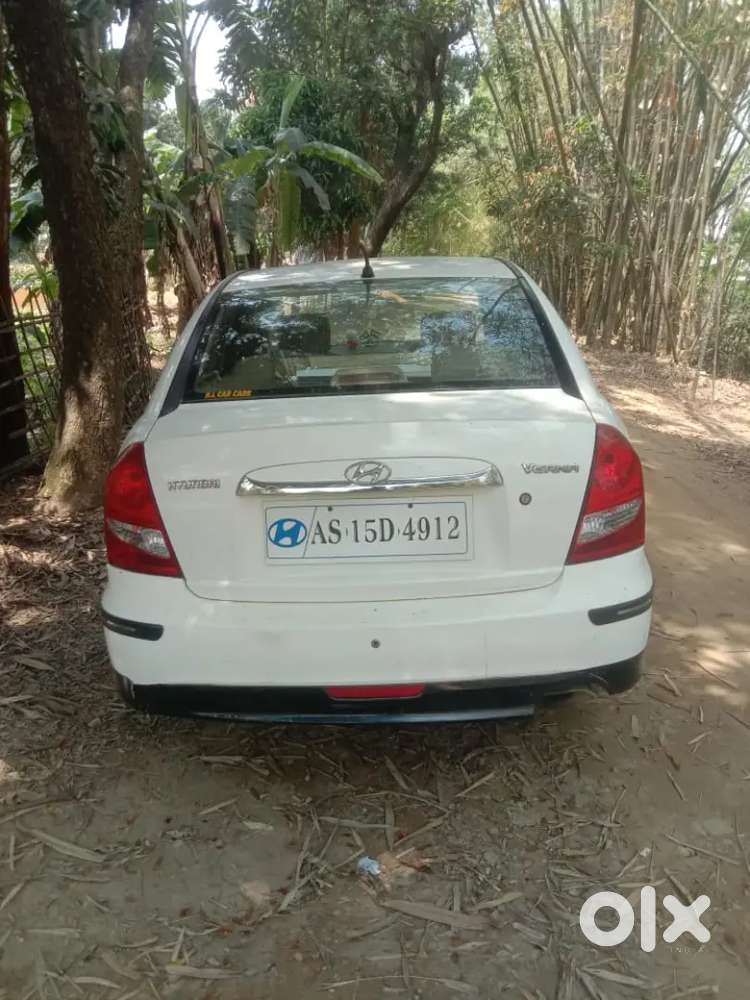 Hyundai Verna Petrol 2010