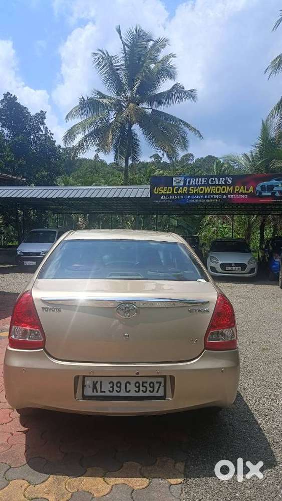 Toyota Etios V Sp, 2011, Petrol