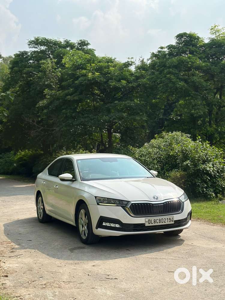Skoda Octavia 2.0 Style Tsi At, 2022, Petrol