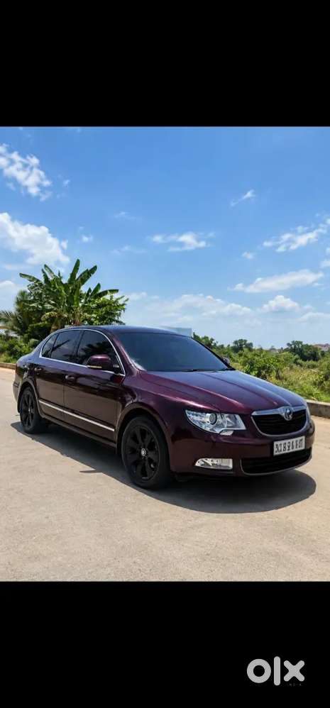 Skoda Superb Petrol 2010 Car