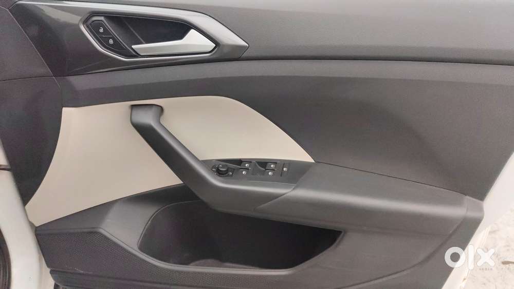 Volkswagen Taigun 1.0 Tsi Topline At, 2022, Petrol