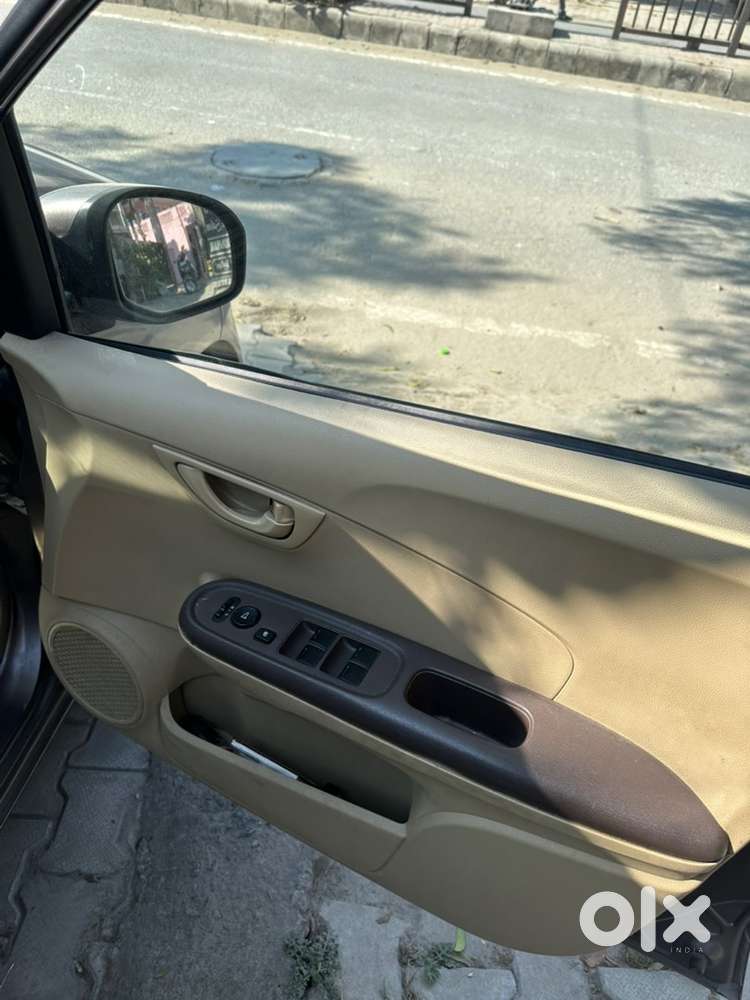 Cleanest Honda Amaze In Market