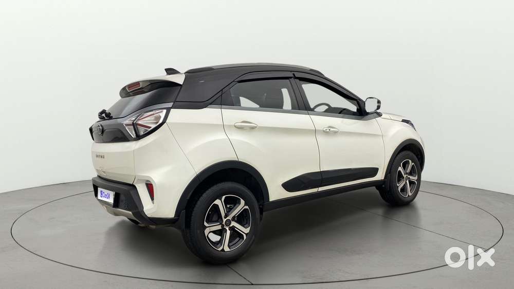 Tata Nexon 1.2 Revotron Xza Plus Dualtone, 2021, Petrol