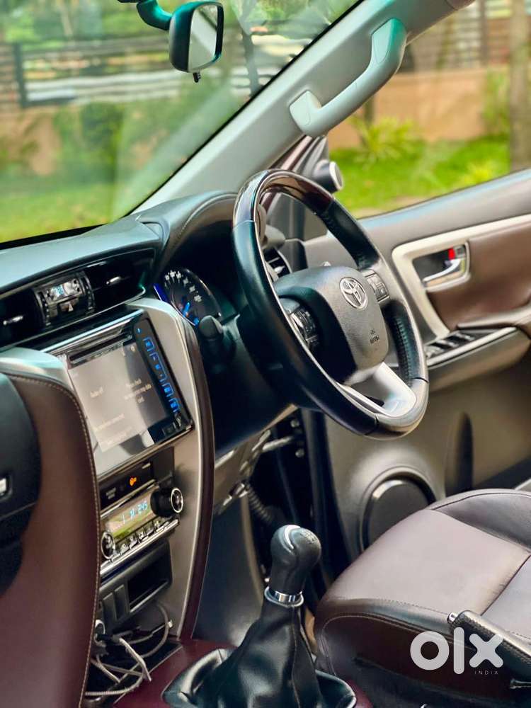 Toyota Fortuner 4x2 Mt 2.7 Petrol, 2016, Petrol
