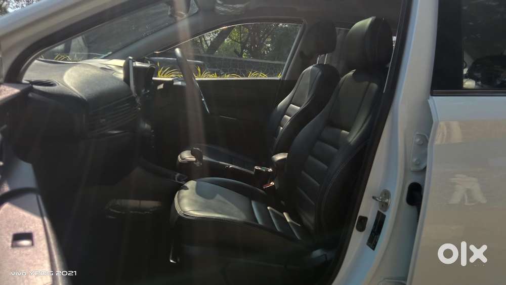 Hyundai I20 Asta (o) 1.2 Mt, 2023, Petrol