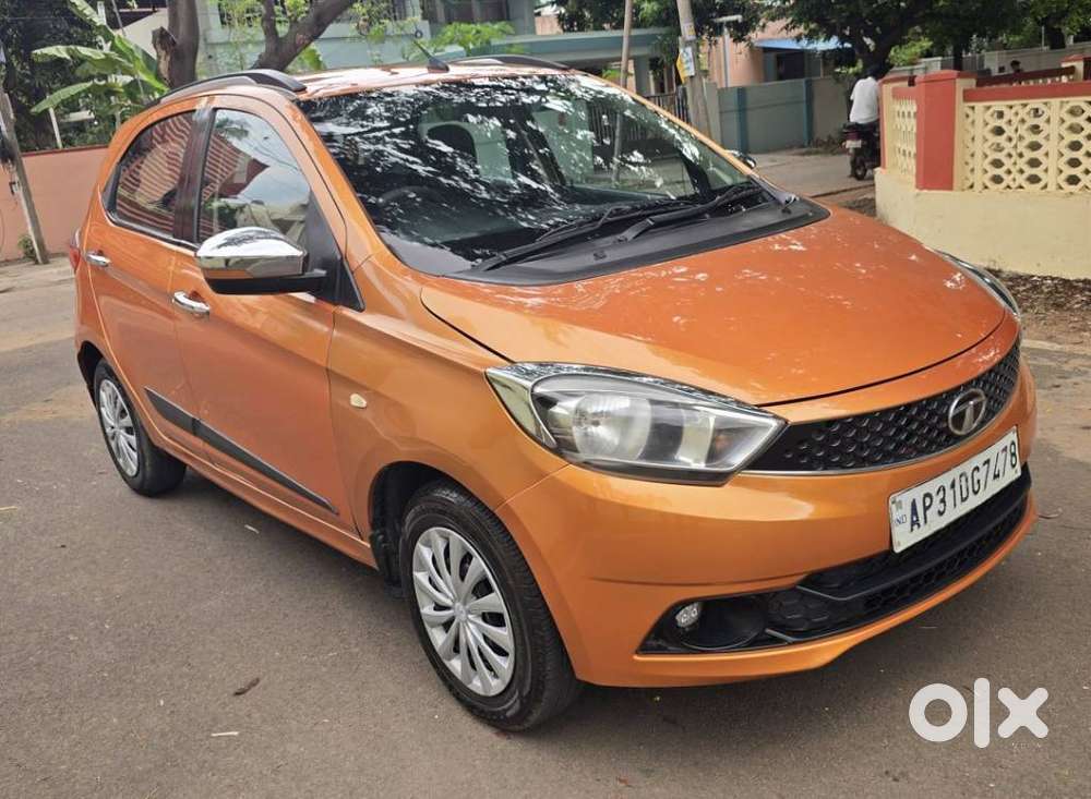 Tata Tiago 1.2 Revotron Xt, 2016, Petrol