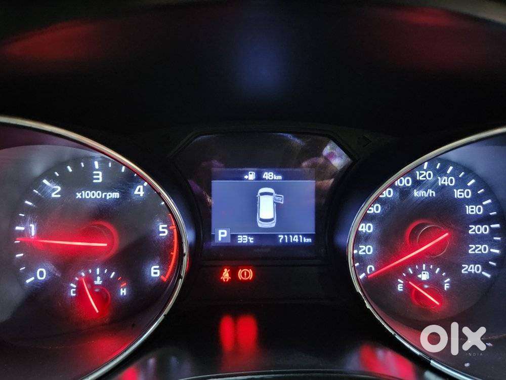 Kia Carnival Premium, 2020, Diesel