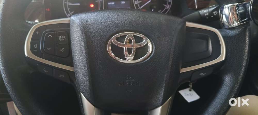 Toyota Innova Crysta 2.4 G Mt 8s, 2022, Diesel