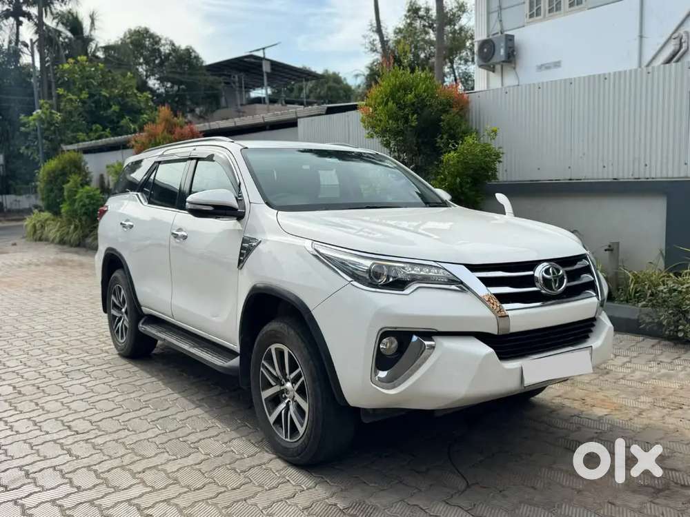 Toyota Fortuner Legender 2016/10 Diesel Automatic