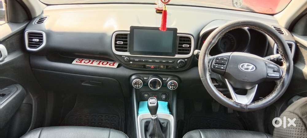 Hyundai Venue Sx (o) Mt 1.5 Diesel, 2021, Diesel