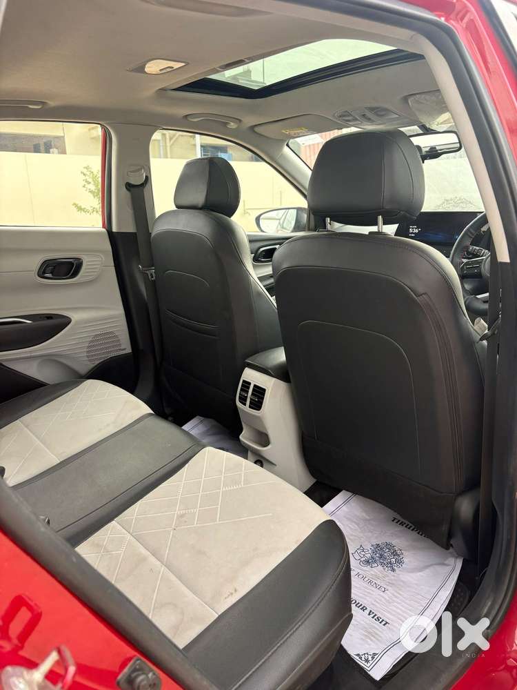 Hyundai I20 Asta (o) 1.2 Mt, 2023, Petrol