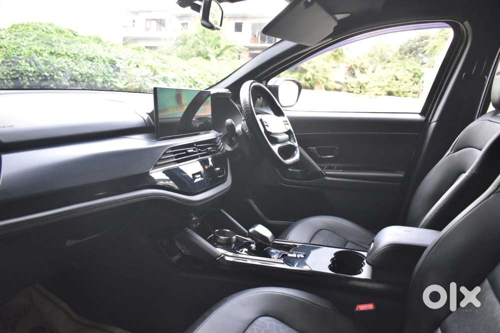 Tata Safari Accomplished X Plus 6 Str Dark Edition At, 2024, Diesel