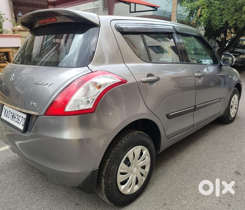 Maruti Suzuki Swift Vxi 1.2 Abs Bs-iv, 2018, Petrol