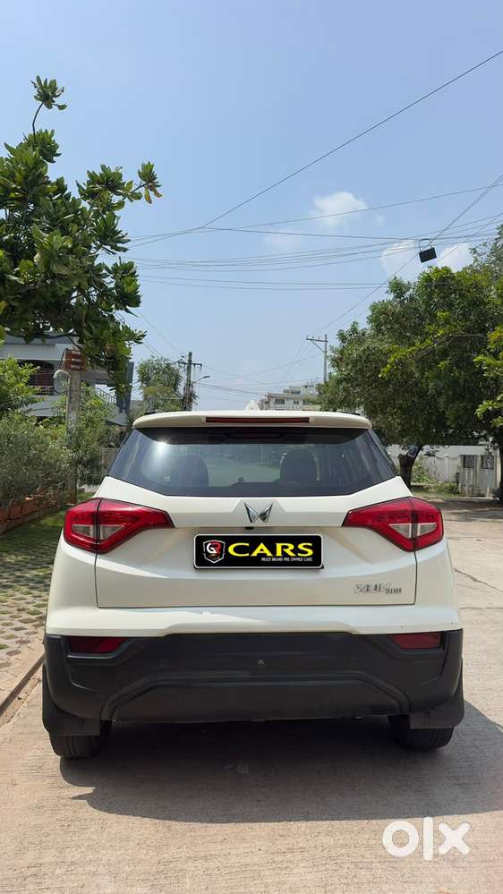 Mahindra Xuv300 W4, 2023, Petrol