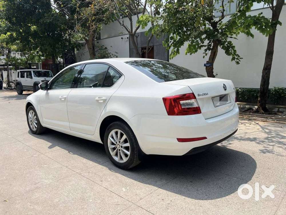 Skoda Octavia 2.0 Tdi Mt Ambition, 2015, Diesel