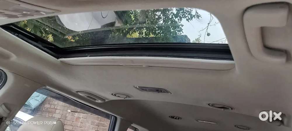 Kia Carens Top Model Luxury Plus 7 Automatic Sunroof Varient