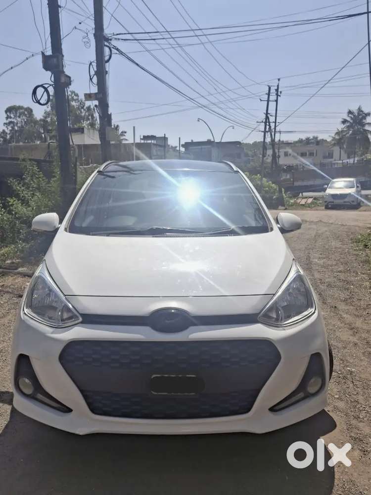 Hyundai Grand I10 1.2 Sportz
(dual Tone)