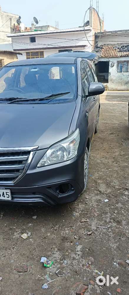 Toyota Innova 2012 Diesel 364000 Km Driven