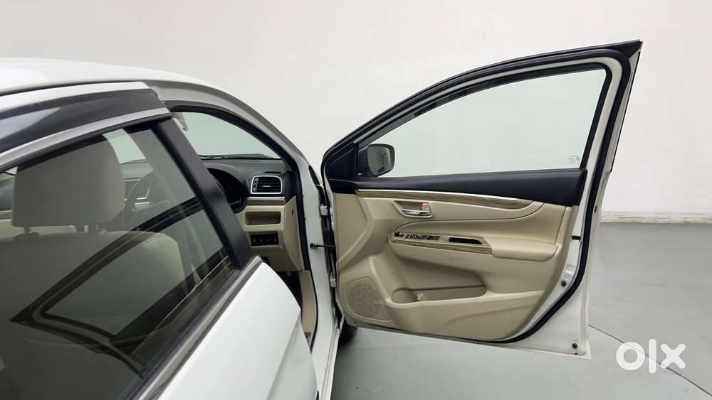 Maruti Suzuki Ciaz Alpha 1.5 At, 2022, Petrol