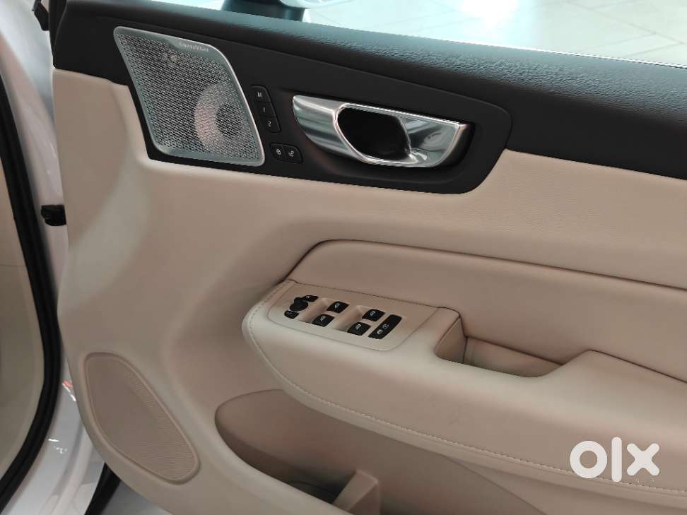 Volvo Xc60, 2026, Petrol