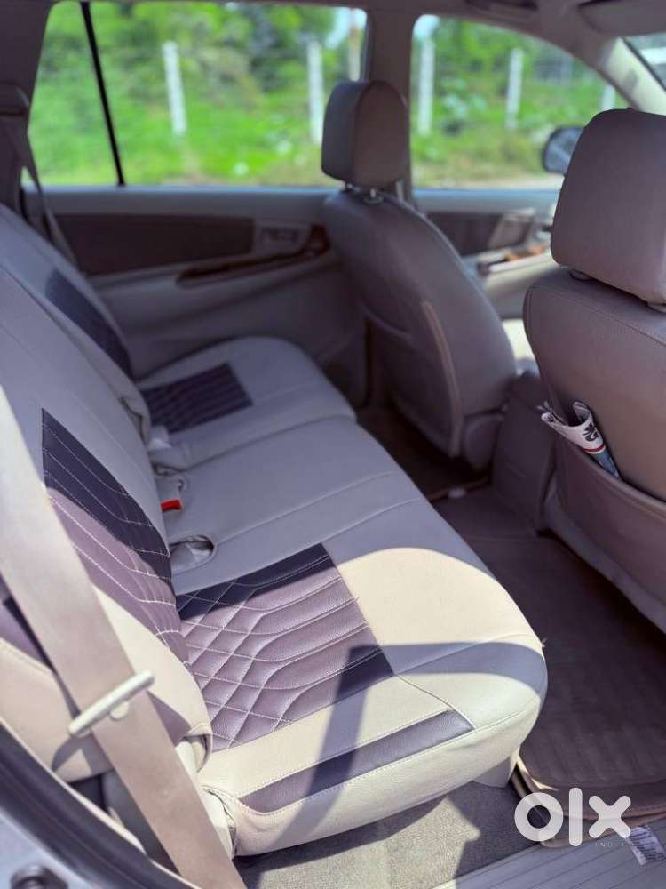 Toyota Innova 2.5 Gx 7 Seater Limited Edition, 2014, Diesel