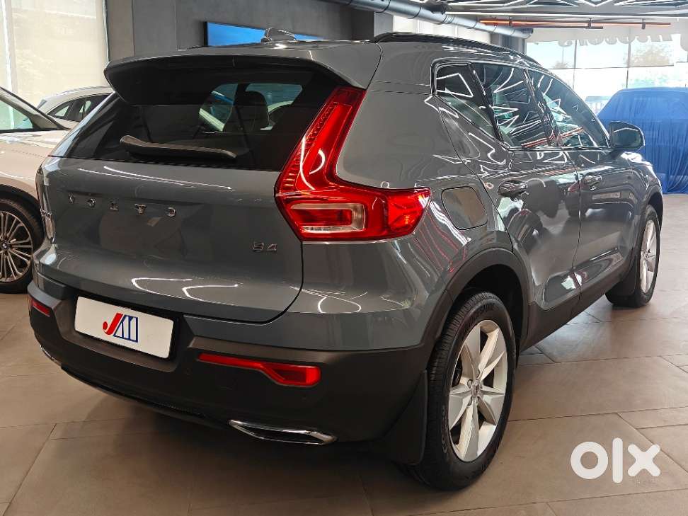 Volvo Xc40 B4 Ultimate, 2023, Petrol
