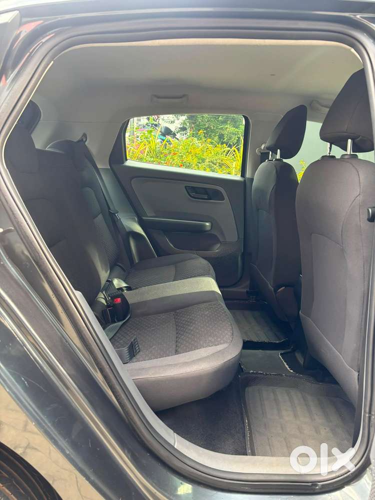 Tata Altroz 1.2 Xt, 2020, Petrol