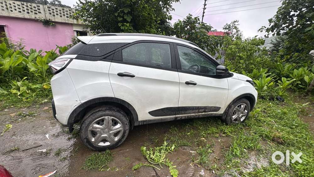 Tata Nexon Petrol 2023