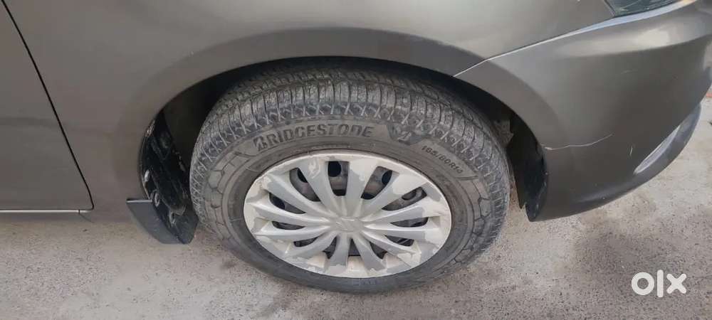 Maruti Suzuki Dzire 2015 Petrol 80000 Km Driven