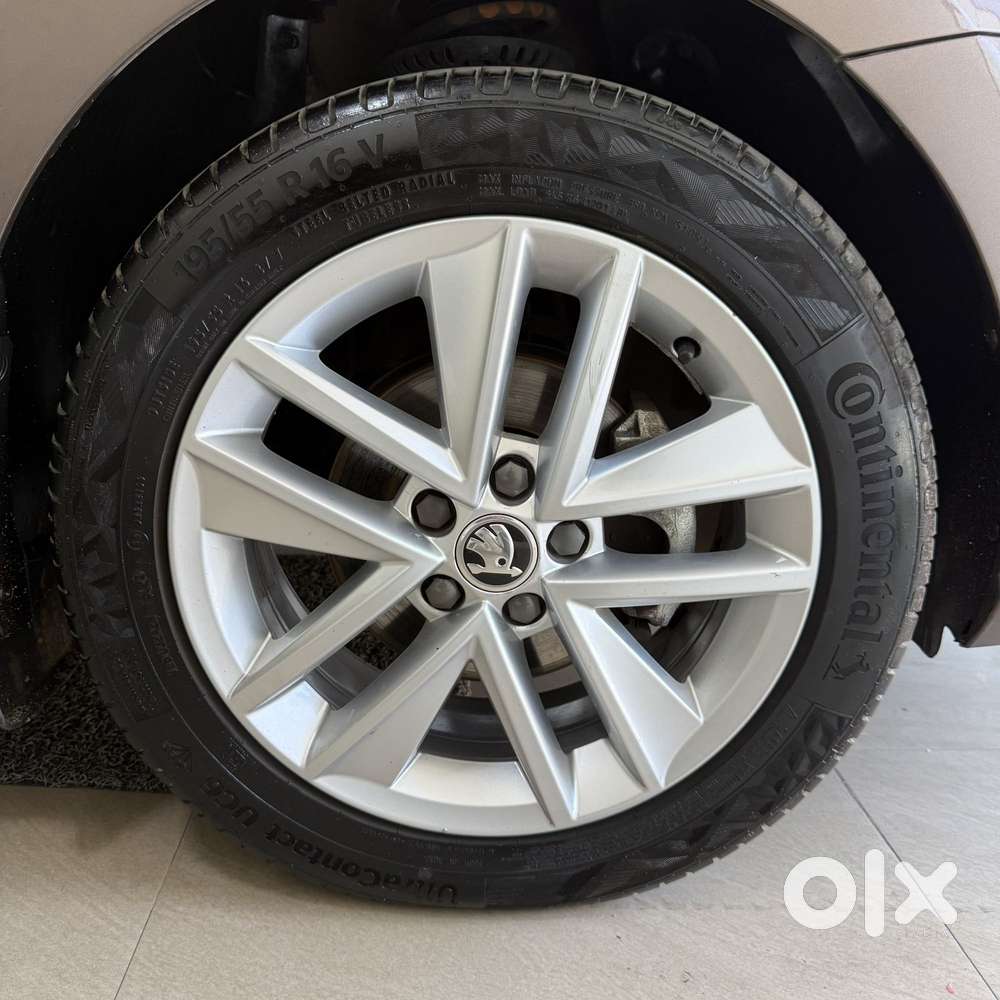 Skoda Rapid 1.0 Style At, 2021, Petrol