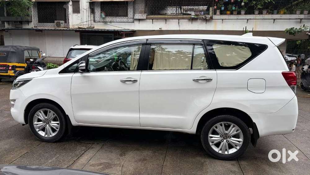 Toyota Innova Crysta 2.8 Z, 2016, Diesel