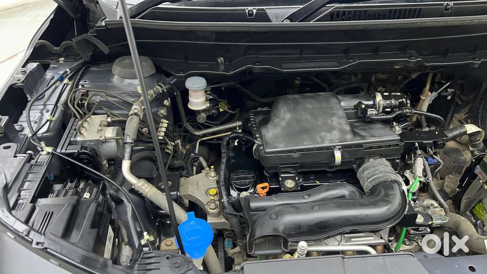 Maruti Suzuki Vitara Brezza 1.5 Zxi At, 2023, Petrol