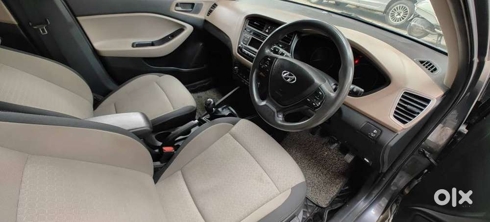 Hyundai Elite I20 Sportz (o) 1.2, 2016, Petrol