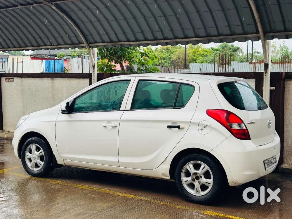 Hyundai I20 Sports Petrol Cng 2011 Insurance Valid 215000 Negotiable