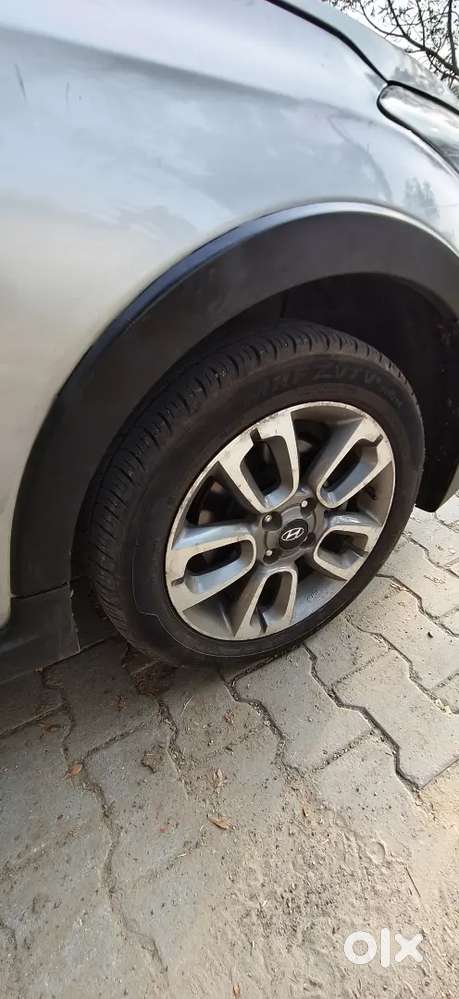 Hyundai I20 Active 2017 Diesel Well Maintained